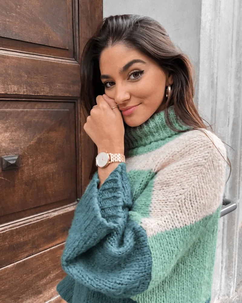 Creator Gracia Romero Baquero wearing gold Rosefield Gabby watch